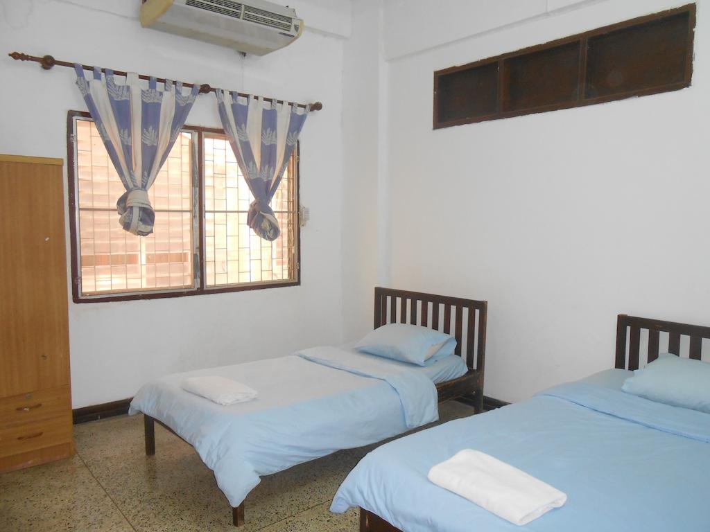 Saysouly Guesthouse Vientiane Chambre photo